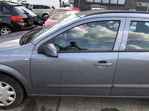 Opel astra caravan tür - opel,